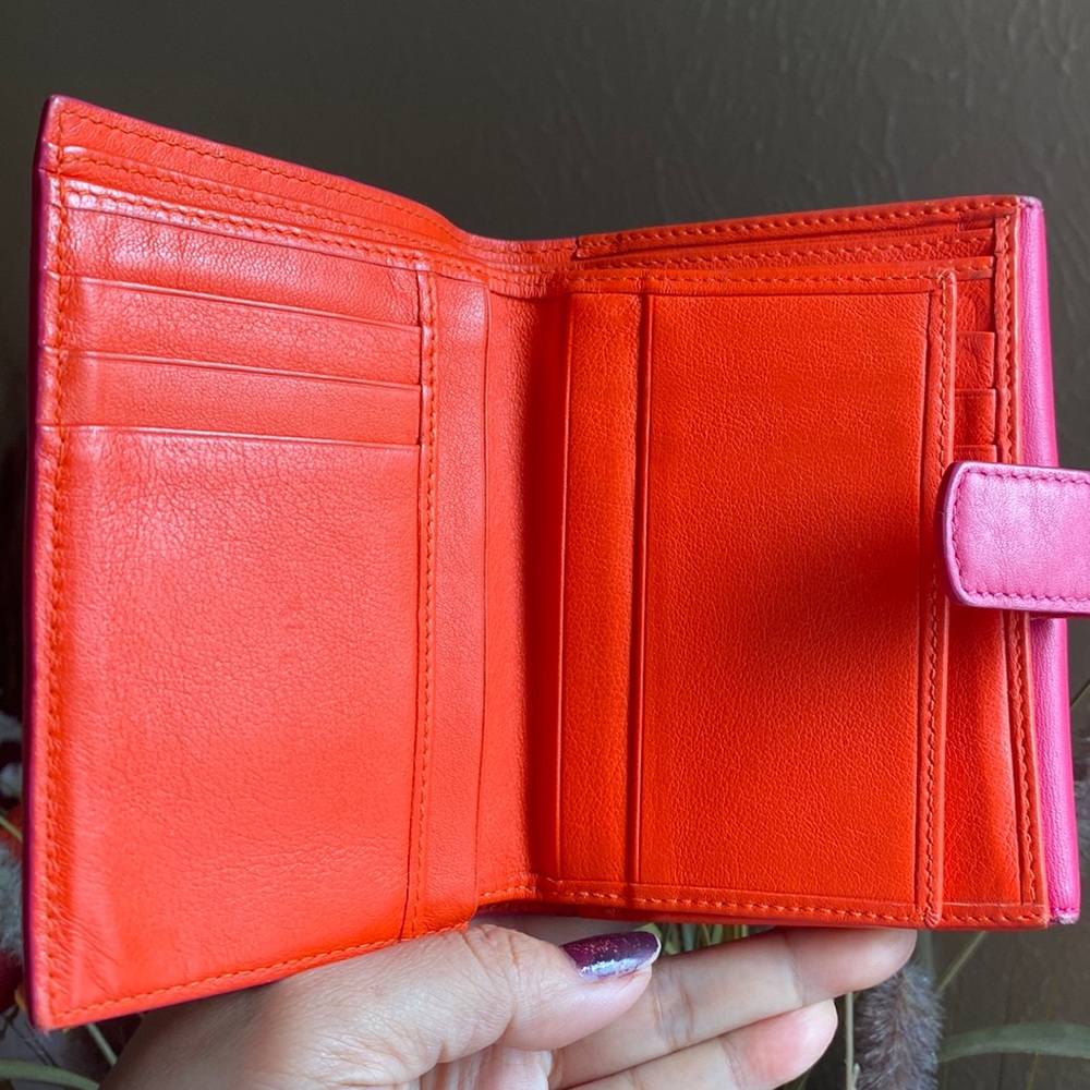 🌸🚫SOLD🚫 Authentic Vintage Christian Dior Leather Bifold Wallet - Picture 8 of 11
